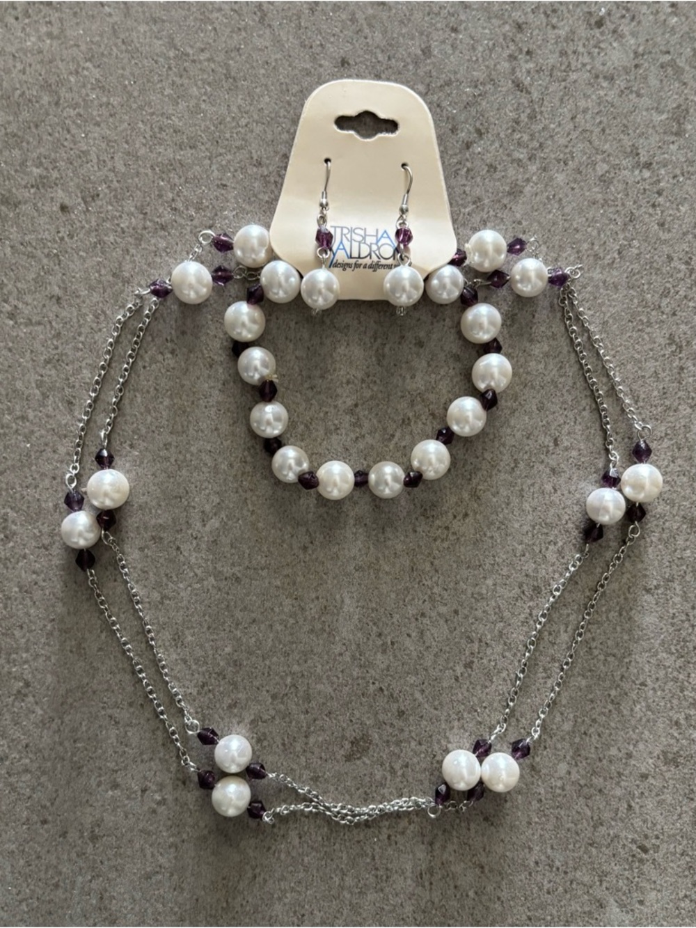 Trisha Waldron Designs VINTAGE necklace bracelet earrings set ES384 purple white